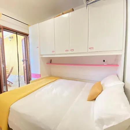 Holiday home Capitana Privat Parking- 350 From The *