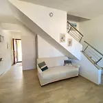 Capitana - Privat Parking- Close To The Beaches *