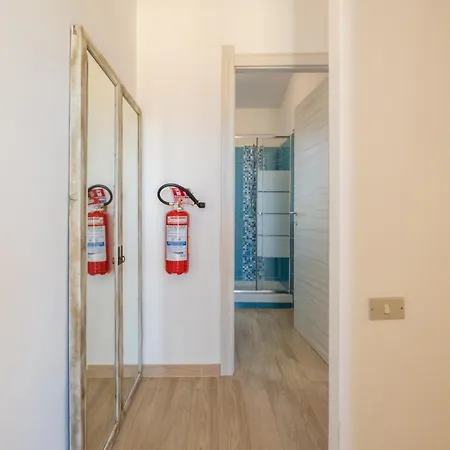 Casa de Férias Capitana - Privat Parking- Close To The Beaches Quartu SantʼElena
