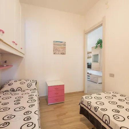 Capitana - Privat Parking- Close To The Beaches Quartu SantʼElena
