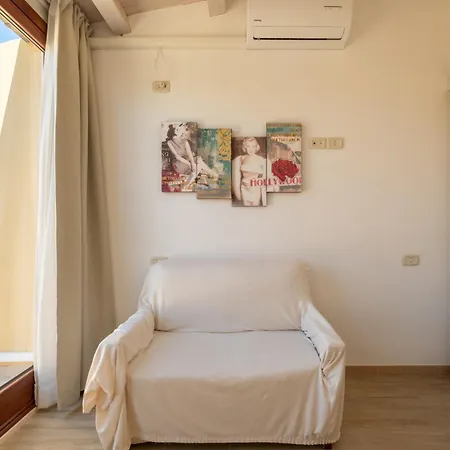 Capitana - Privat Parking- Close To The Beaches *