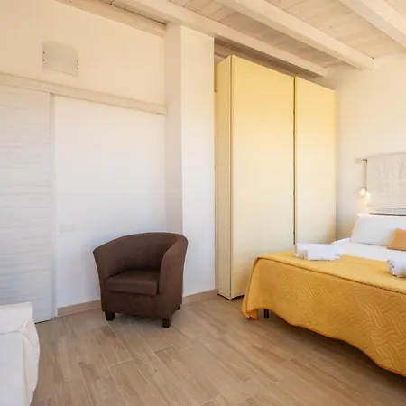 Capitana - Privat Parking- Close To The Beaches *
